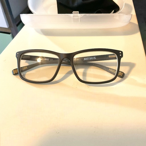Nike Prescription Eyeglasses - Picture 1 of 9